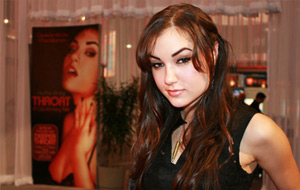 El remake de garganta profunda que protagoniza Sasha Grey (Throat: A Cautionary Tale)