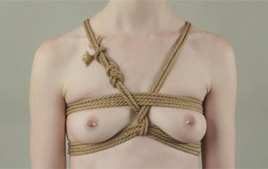 Tutorial en vídeo: nudos básicos de bondage