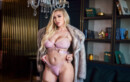 El poderío físico de una hembra descomunal: Kendra Sunderland