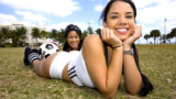 Culos y recuerdos desbloqueados: Jessica y Sophia
