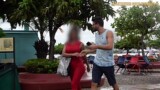 Milf colombiana con el culo extra grande se deja follar por todos los agujeros