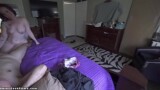 Dos milfs calientes seducen a un repartidor de pizza