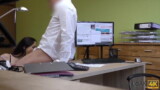 Señorita paga con el sexo