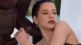 Sophie Weber también cae en la tentación de Blacked